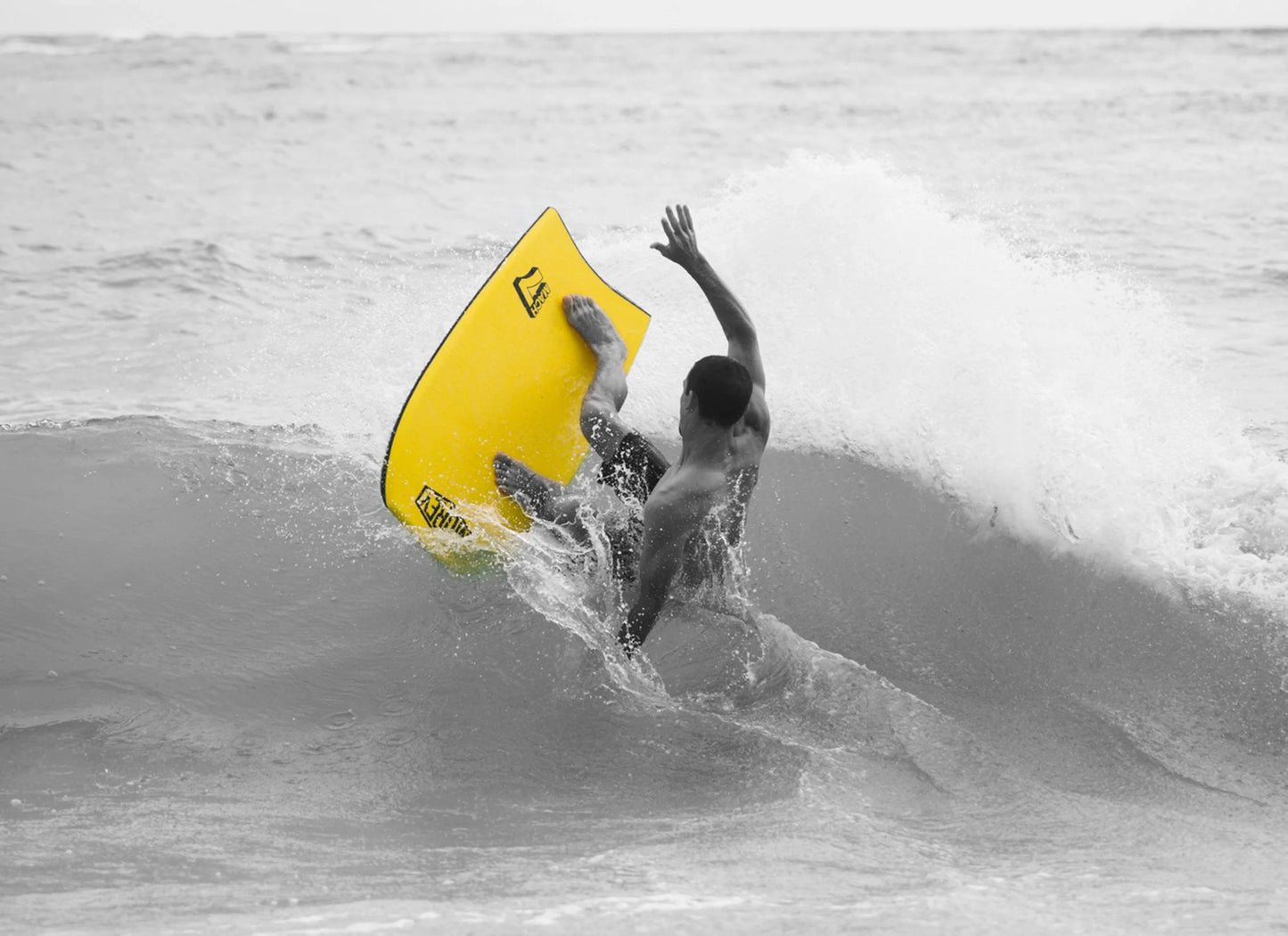 mach-7-q0 MACH7YELLOW_ORANGELIFESTYLE.webp