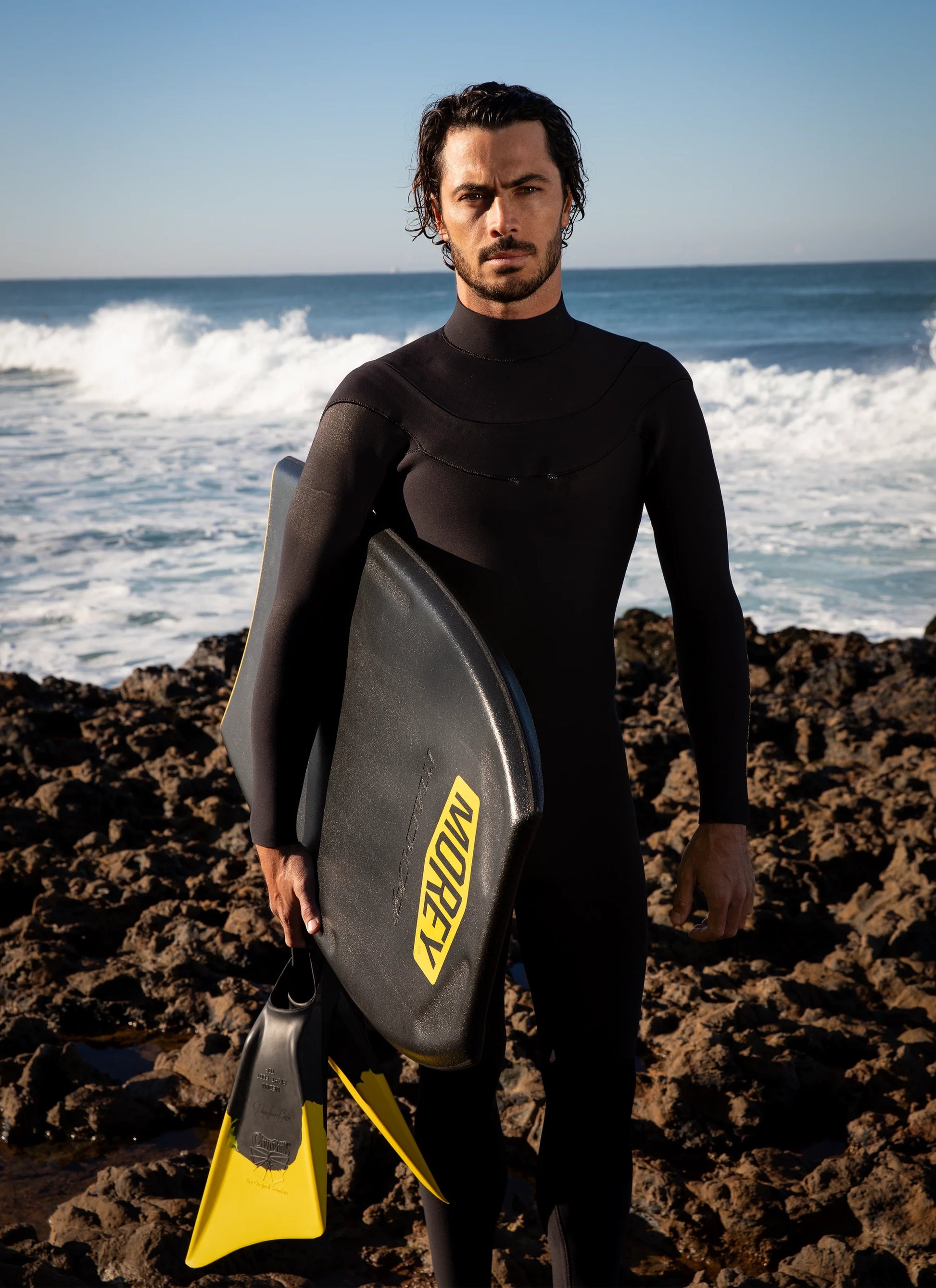 churchill-signature-plc-swimfins-j1 PRODCUT_PICS_EDIT_CHURCHILL_PLC_Lifestyle_3_1.webp